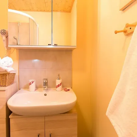 Kuca Za Odmor Lea -
